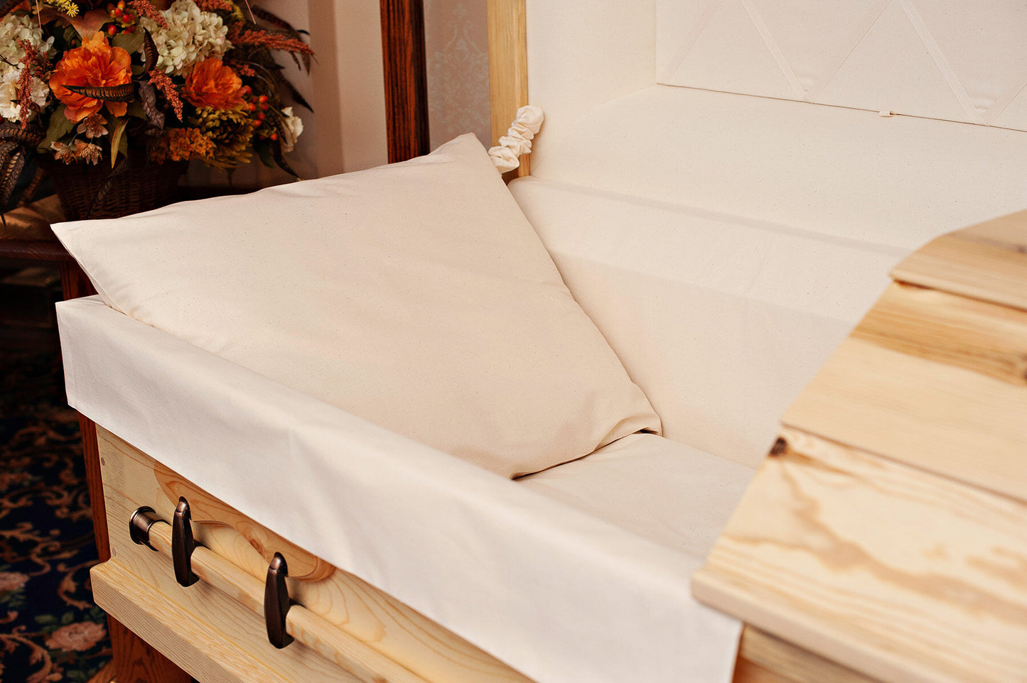 American Heritage Settler's Pine Casket in Minimalist