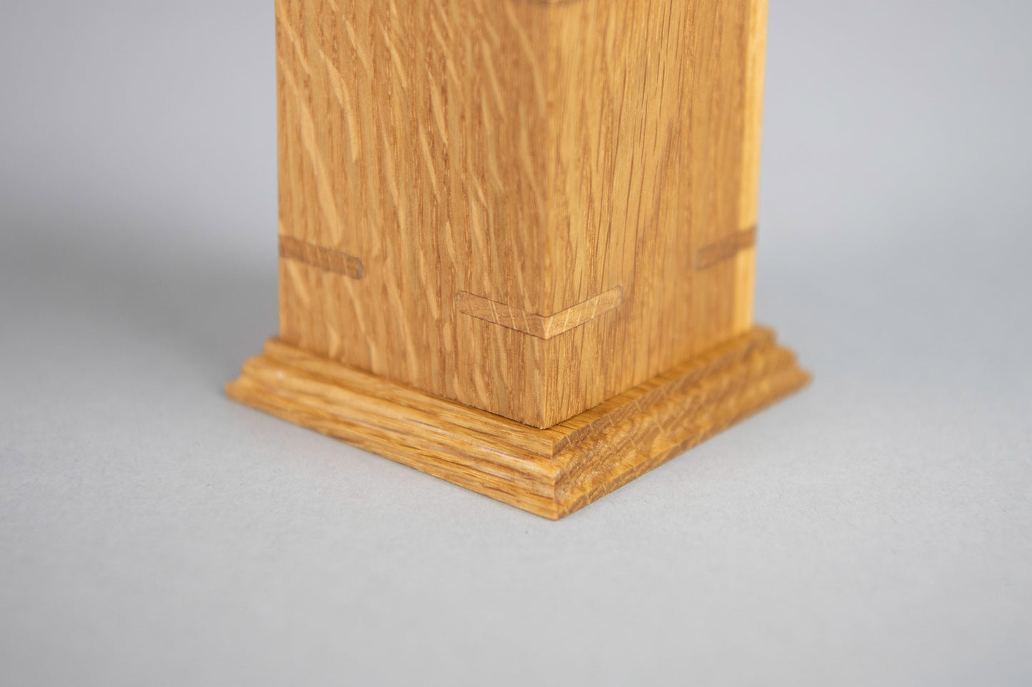 Quarter Sawn White Oak Cremation Urn in Craftsman Style, Sharing Size, Small Keepsake