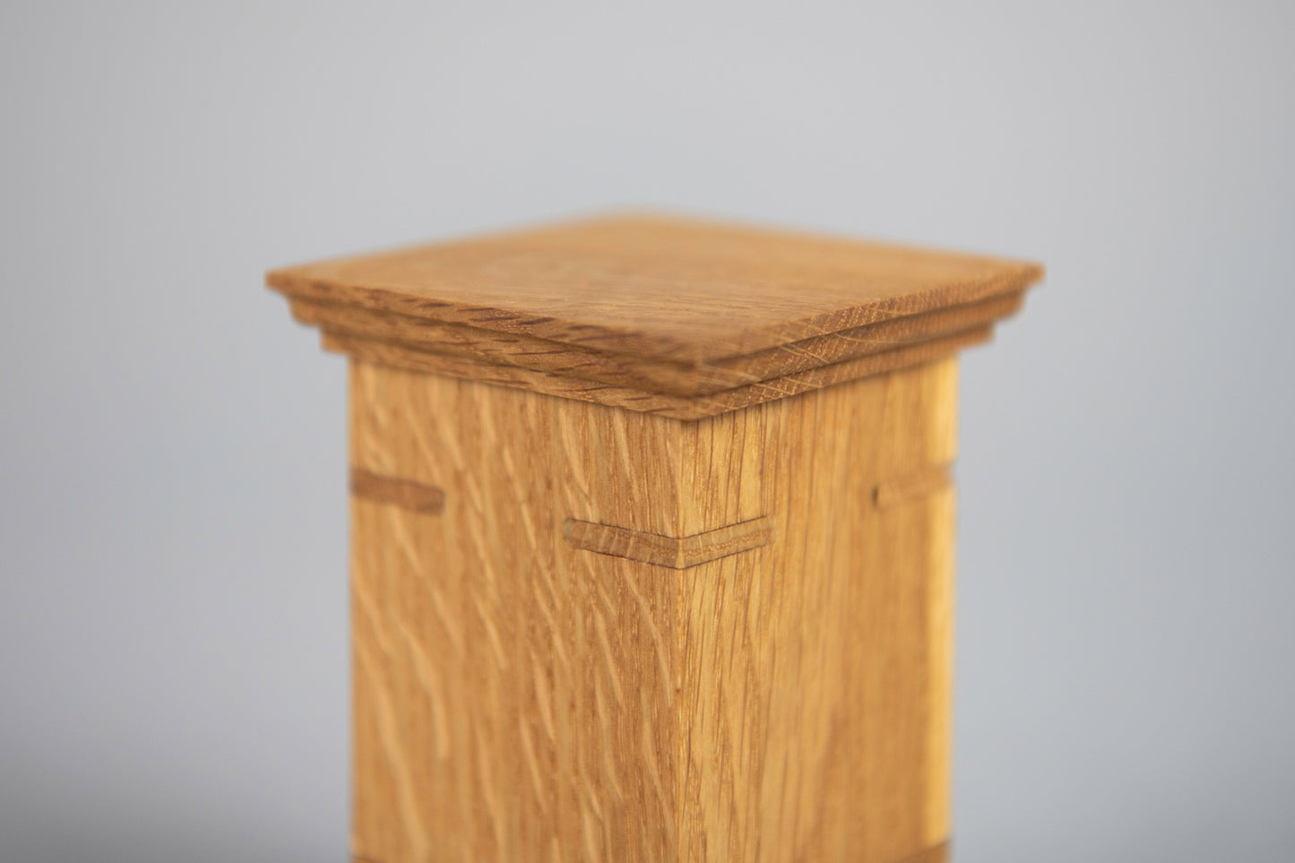 Quarter Sawn White Oak Cremation Urn in Craftsman Style, Sharing Size, Small Keepsake