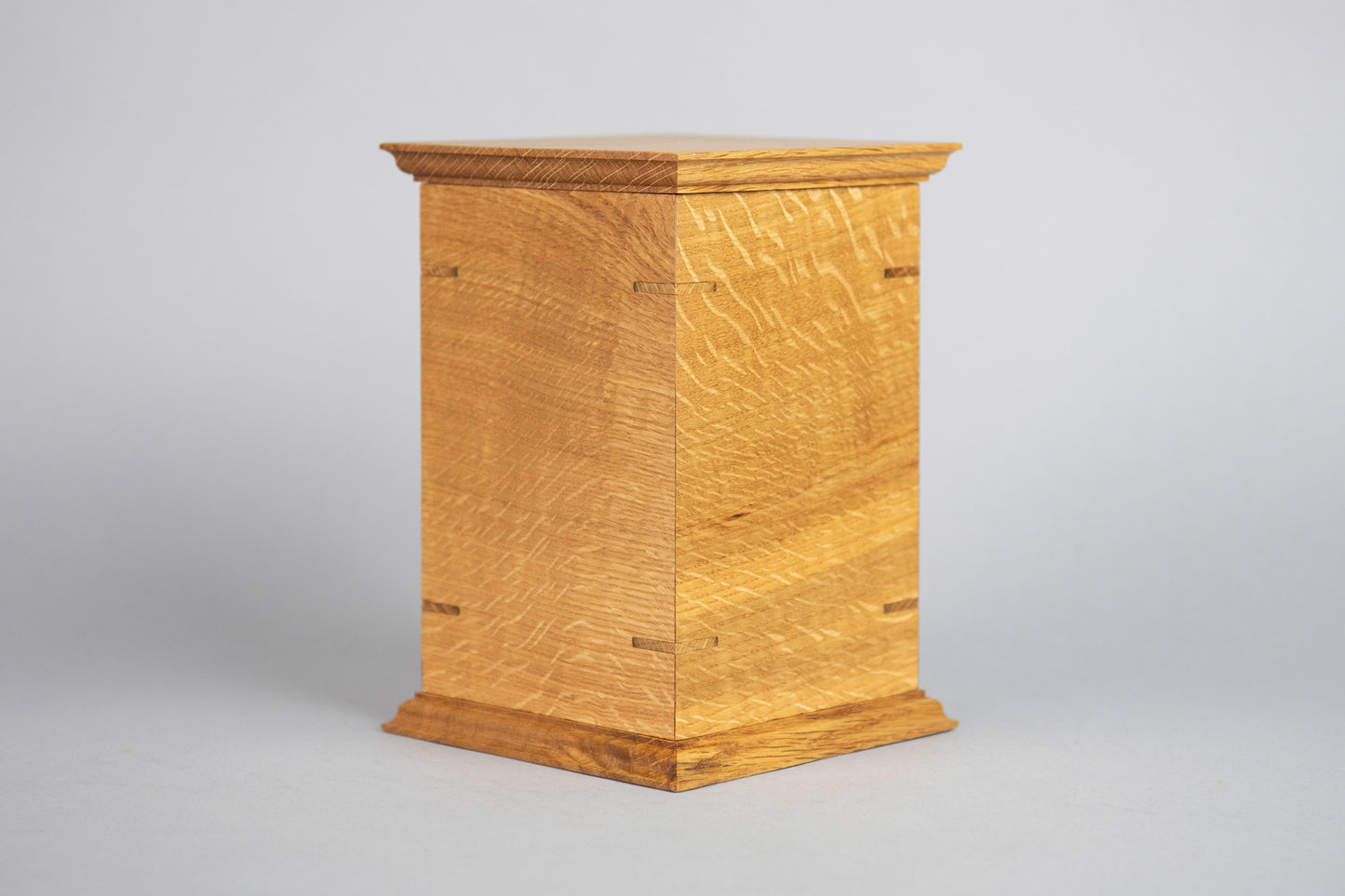 Quarter Sawn White Oak Cremation Urn in Craftsman Style, Sharing Size, Large